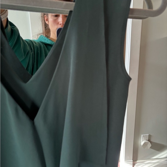 Elegant dark green Sleeveless Top - Picture 3 of 4